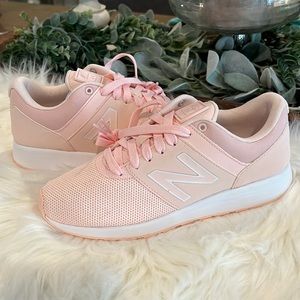 BRAND NEW New Balance Sneaker Pink/White Size 7